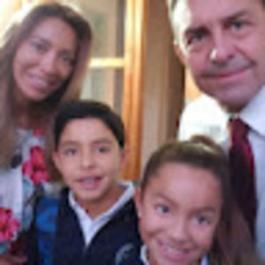 Meet your Posher, Claudia